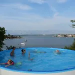 In With Sea View, Terrace, Air Conditioning, Wi-fi Appartement