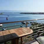 In With Sea View, Terrace, Air Conditioning, Wi-fi * Nin