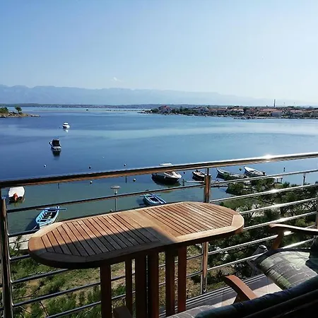 In With Sea View, Terrace, Air Conditioning, Wi-fi